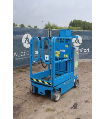 Genie GRC-12 Electric Mast Lift 5.7m 2017 GRC-12 2017 2 image 8