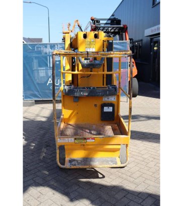 JLG Toucan 8E Electric Mast Lift 8.2m 2011 Toucan 8E 2011 2 image 23