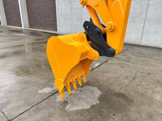 JCB 8056 Diesel Crawler Excavator 2009 8056 2009 2 Crawler Excavators image 8