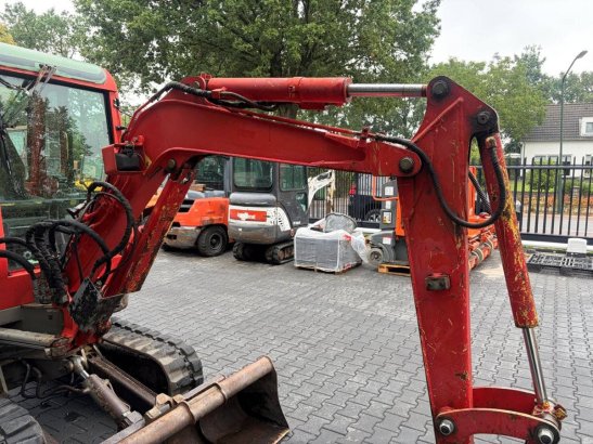 Crawler excavator Yanmar B25V Diesel 14kW 2004 B25V 2004 2 Crawler Excavators image 8