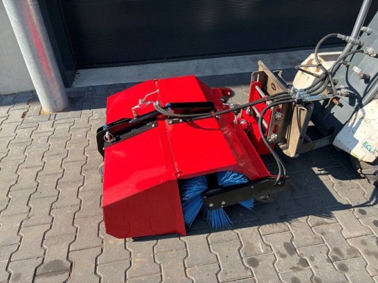 Weedtrac Diesel implement carrier with various attachments Weedtrac 2 image 8