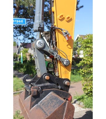 Crawler excavator Liebherr R936 LC Diesel 2016 R936 LC 2016 2 Crawler Excavators image 8