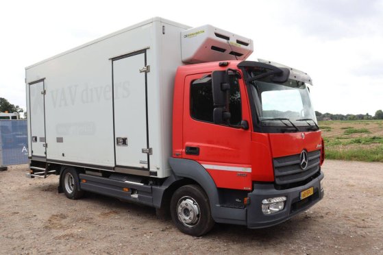 Refrigerated truck Mercedes-Benz Atego Diesel 177hp 2014 Mercedes-Benz Atego 2014 2 Refrigerated vans image 8