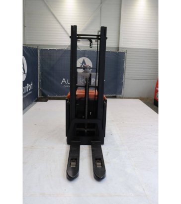 Stacker BT SPE125L Electric 1250kg 3.3m 2015 BT SPE125L 2015 2 image 8