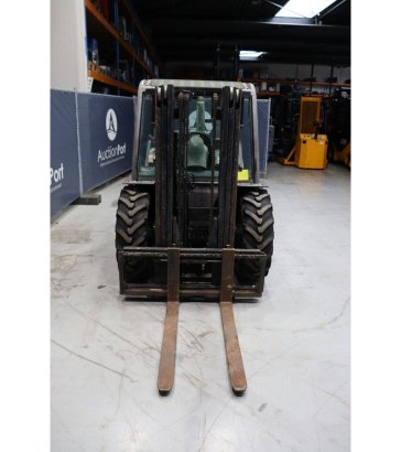 Rough-terrain forklift Manitou MT 20-4T Buggie Diesel 2000kg 3.3m 2016 MT 20-4T Buggie 2016 2 Rough Terrain Forklift image 8