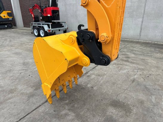 Midi excavator Hyundai R60VS Diesel 2016 R60VS 2016 2 Crawler Excavators image 8