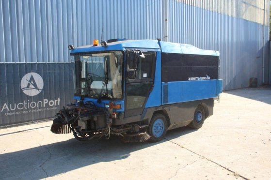Veegmachine Ravo 5002 SI CD Diesel 81kW 2000 Ravo 5002 SI CD 2000 2 image 8