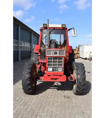 Tractor International Harvester IH 845AXLF Diesel 59kW 1983 International harvester co 845AXLF 1983 2 image 8