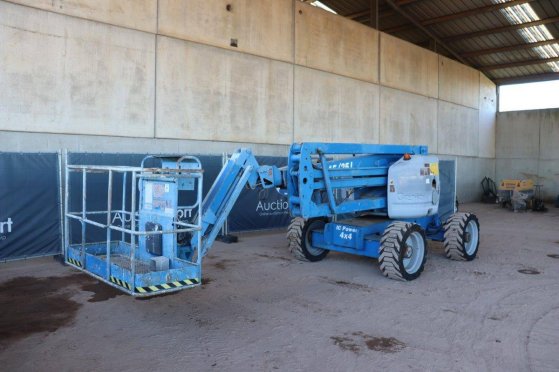 Genie Z-45/25 Articulated Boom Lift Diesel 227kg 15.94m 2006 Z-45/25 2006 2 image 8