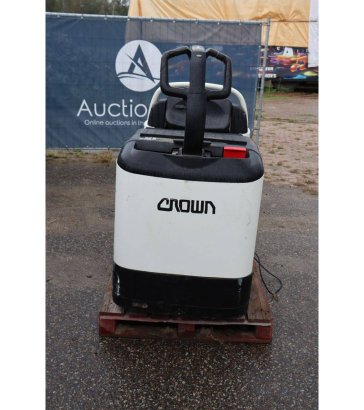 Crown GPC-TOW Electric Tractor 3000kg 1999 GPC-TOW 1999 2 image 8