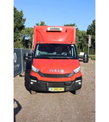 Iveco 40C18 Diesel 180hp 2018 Refrigerated Box Truck with Veldhuizen Trailer 40C18 2018 2 Refrigerated vans image 8