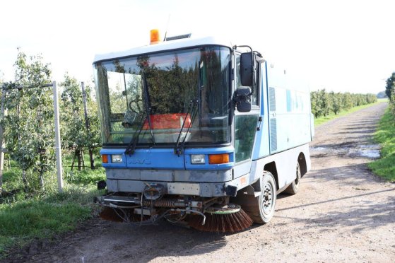 Sweeper Ravo 530 ST Diesel 150hp 2004 Ravo 530 ST 2004 2 image 8
