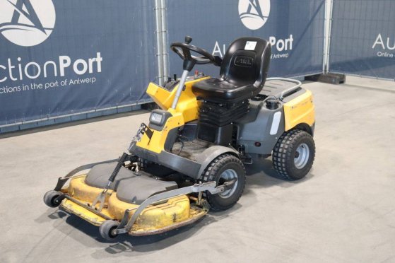 Stiga Park Pro 540 IX Petrol Ride-on Mower 2018 Stiga Park Pro 540 IX 2018 2 image 9