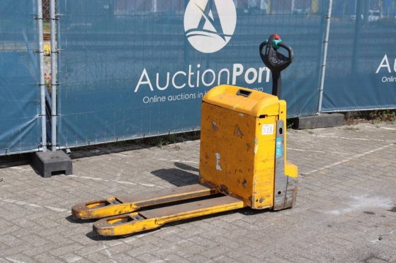 Heavy machinery product image - Image 9 of 15