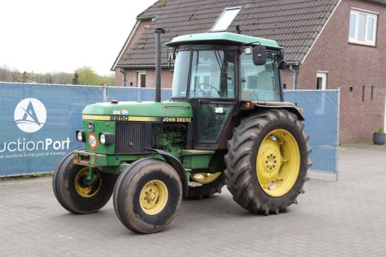 Tractor John Deere 2250 Diesel 62hp 1998 John Deere 2250 1998 2 image 9