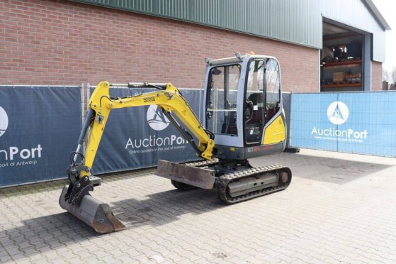 Mini excavator Wacker Neuson ET24 Diesel 2017 Neuson ET24 2017 2 image 9