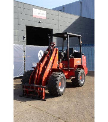 Schäffer 5058 Diesel Wheel Loader 42kW 2002 Schäffer 5058 2002 2 Wheel Loaders image 9