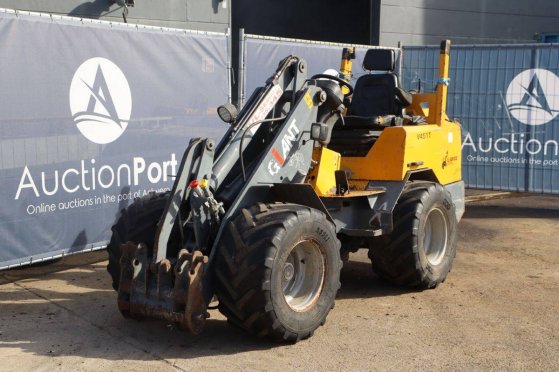 Articulated loader Giant V451T Diesel 45hp 2005 Giant V451T 2005 2 Wheel Loaders image 9