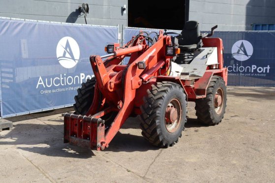 Wheel loader Weidemann 3110 Diesel 30kW 2000 Weidemann 3110 2000 2 Wheel Loaders image 9