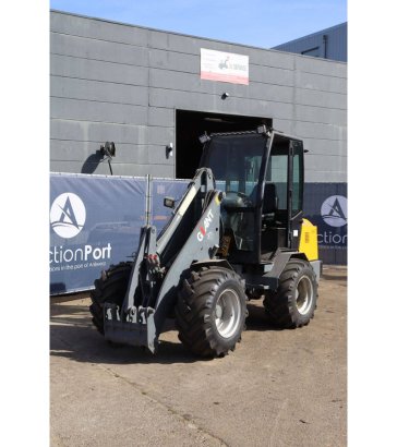 Giant V6001T-CAB Diesel Wheel Loader 44kW 2006 Giant V6001T-CAB 2006 2 Wheel Loaders image 9
