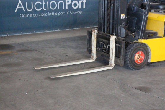 Forklift Yale ERP18ATF Electric 1770kg 4.45m 2006 ERP18ATF 2006 2 Forklift image 9