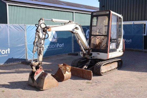 Rupsgraafmachine Takeuchi TB025 Diesel 26pk TB025 2 Crawler Excavators image 9