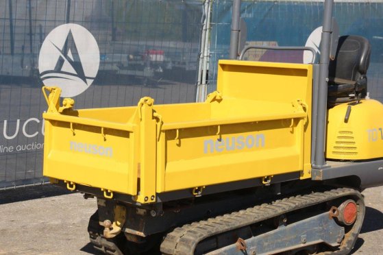Tracked dumper Neuson TD15 Diesel Neuson TD15 2 Tracked Dumpers image 9