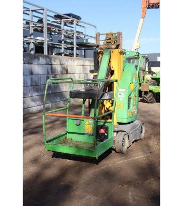 JLG Toucan 10E Electric Mast Lift 10.10m 2011 Toucan 10E 2011 2 image 9