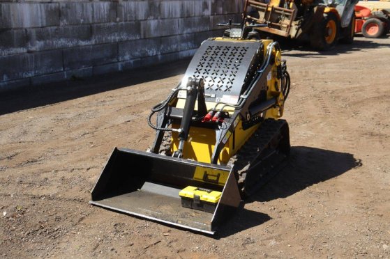 Delano T360 Skid Steer Loader Petrol 2025 New Delage T360 2025 1 image 9