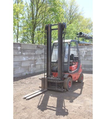 Linde H20D Diesel Forklift 2000kg 1990 H20D 1990 2 Rough Terrain Forklift image 9