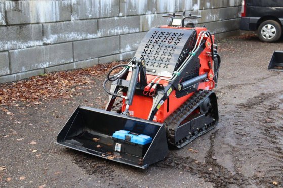 Skid steer loader LH T360 Petrol 8.7kW 2025 New RY T360 2025 1 image 9