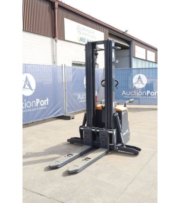 Nycheki EW15 Electric Stacker 1500kg 5.5m New Nycheki EW15 1 image 9