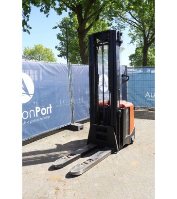 Stacker BT SPE160L Electric 2000kg 5.4m 2012 BT SPE160L 2012 2 image 9