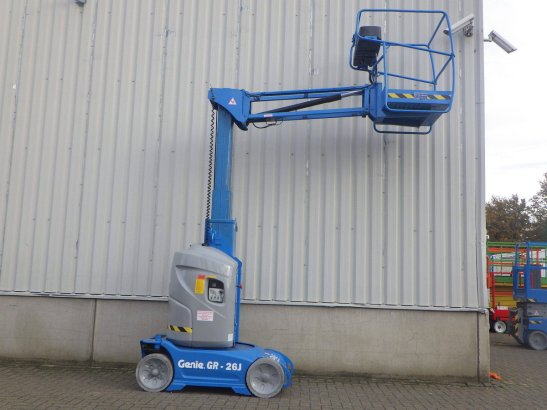 Genie GR-26J 9.90m Electric Mast Lift 2014 GR-26J 2014 2 image 9