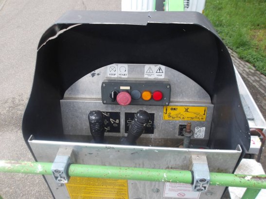Truck mounted aerial platform Renault Maxity Diesel 20.2m 2012 Maxity 2012 2 image 9