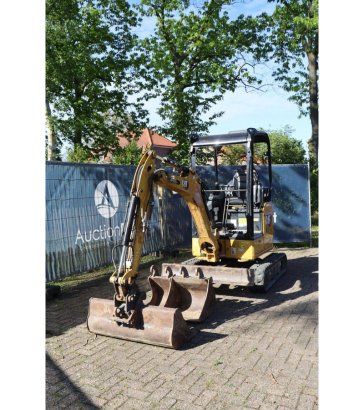 Mini excavator Caterpillar 301.7 Diesel 16.1kW 2020 301.7 2020 2 image 9