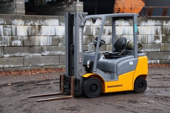 Forklift Jungheinrich TFG 320 LPG 2000kg 4.7m 2016 TFG 320 2016 2 Forklift image 24