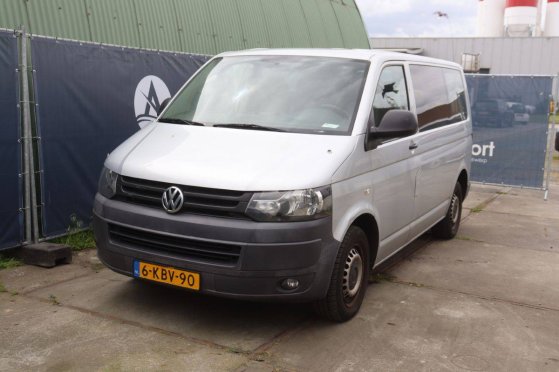 Volkswagen Caravelle Kombi Comfortline Diesel 102hp Van 2013 (Margin) Volkswagen Caravelle Kombi Comfortline 2013 2 Closed...