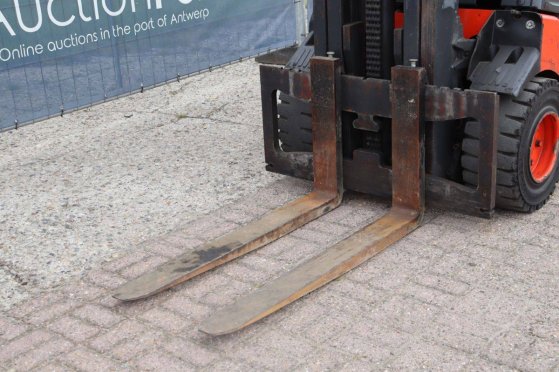 Linde E30/03/600 Electric Forklift 3000kg 4.5m 2005 E30/03/600 2005 2 Forklift image 9
