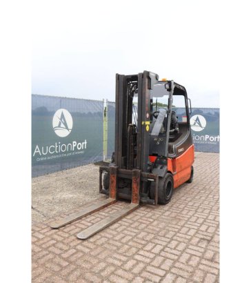 Forklift Fenwick-Linde E30-03/600 Electric 3000kg 4.4m 2011 Fenwick-Linde E30-03/600 2011 2 Forklift image 9