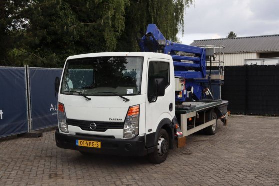 Crane truck Nissan Cabstar 35.13 Diesel 131hp 2008 Cabstar 35.13 2008 2 Crane trucks image 9