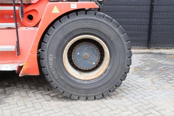 Linde H220 Diesel Rough-Terrain Forklift 22000kg 5.0m 2001 H220 2001 2 Rough Terrain Forklift image 9