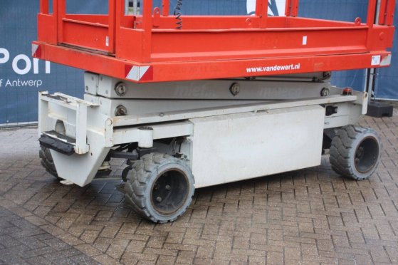 Scissor lift Holland Lift MONOSTAR V-SAEL14 Electric 8.4m 2015 Holland lift MONOSTAR V-SAEL14 2015 2 Scissor Lifts image 9