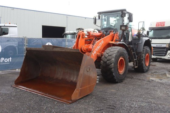 Hitachi ZW250-6 Diesel Wheel Loader 196kW 2019 884 2019 2 image 9