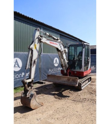 Crawler excavator Takeuchi TB235 Diesel 22kW 2014 TB235 2014 2 Crawler Excavators image 9