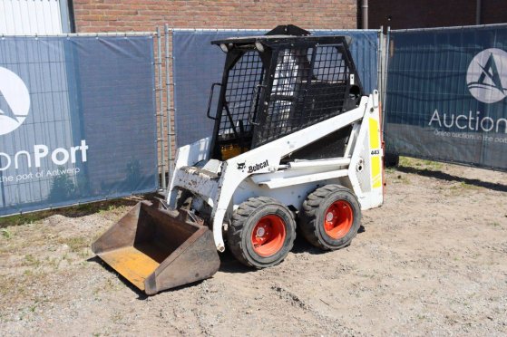 Skid steer loader Bobcat 443 Diesel 443 2 Wheel Loaders image 9