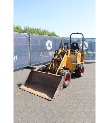 Articulated loader Gebr Knikmops Diesel 21KW 2001 Gebr Knikmops 2001 2 Wheel Loaders image 9