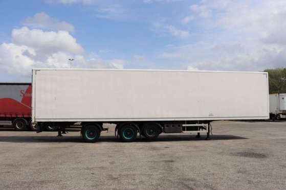 Closed Semi-Trailer Jumbo DO270SE 39500kg 2011 Jumbo DO270SE 2011 2 Box semi-trailers image 9