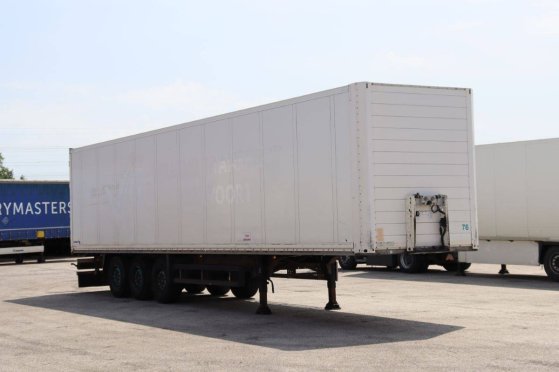 Closed Semi-Trailer Schmitz Cargobull SKO24 2011 Schmitz Cargobull SKO24 2011 2 Box semi-trailers image 9