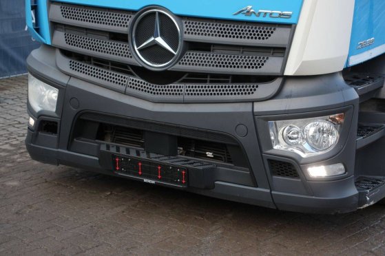 Chassis Cabin Mercedes-Benz Antos 2533 Diesel 2016 Antos 2533 2016 2 image 9